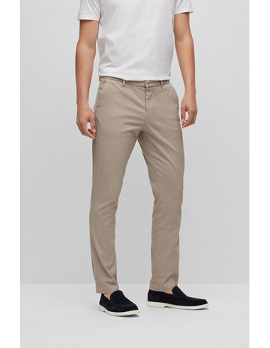 SLIM-FIT CHINOS IN A STRETCH-COTTON BLEND